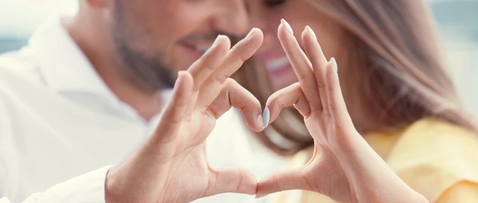 signs you're falling in love