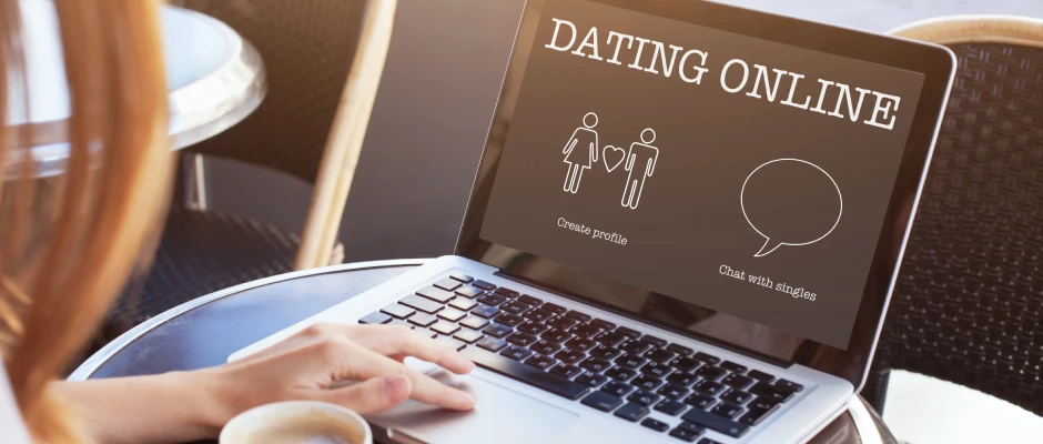 signs a woman is cheating